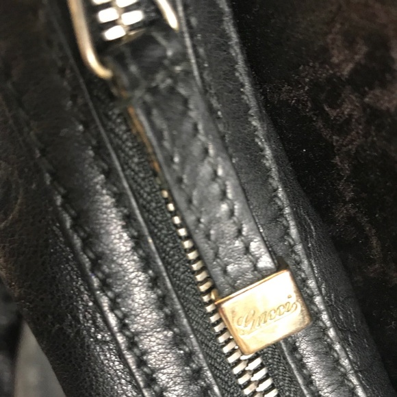 Gucci Leather Shoulder Bag (Monogram) - Picture 5 of 8